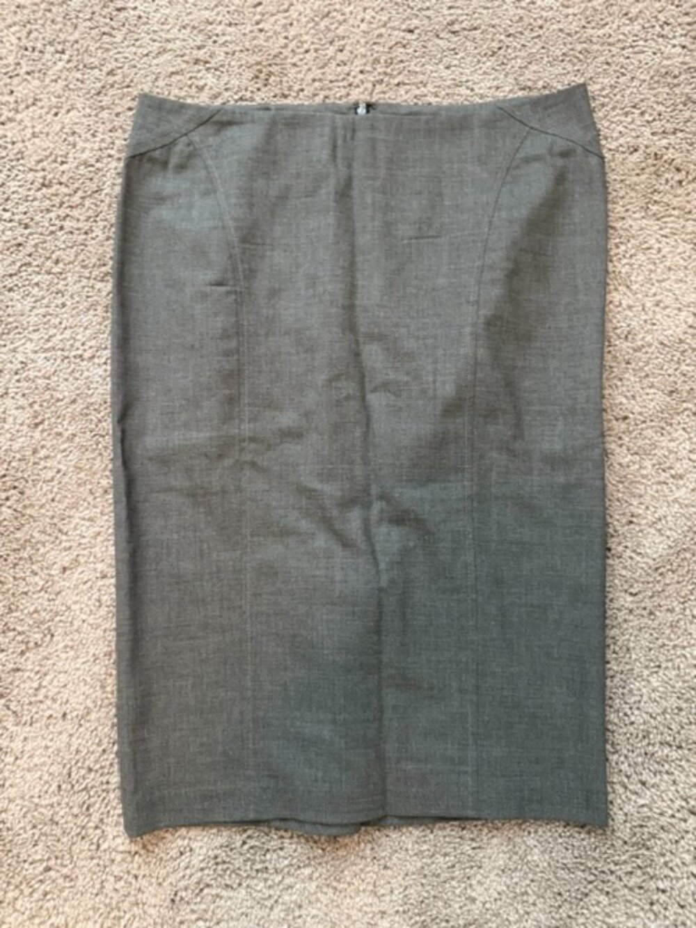 Bebe gray pencil skirt (Sz M)